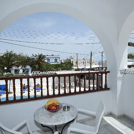Sunflower Santorini 3* Kamari (Santorini)