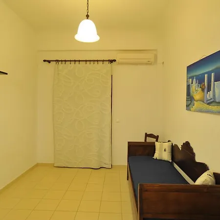 Sunflower Santorini מלון 3*